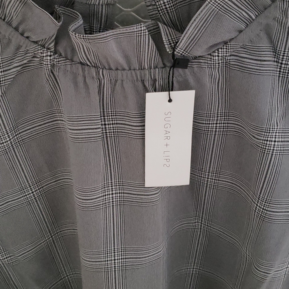 Plaid Peplum Top - Picture 5 of 5